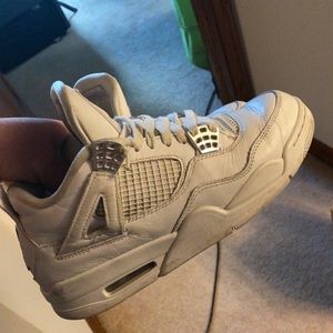 JORDAN 4 PURE MONEY